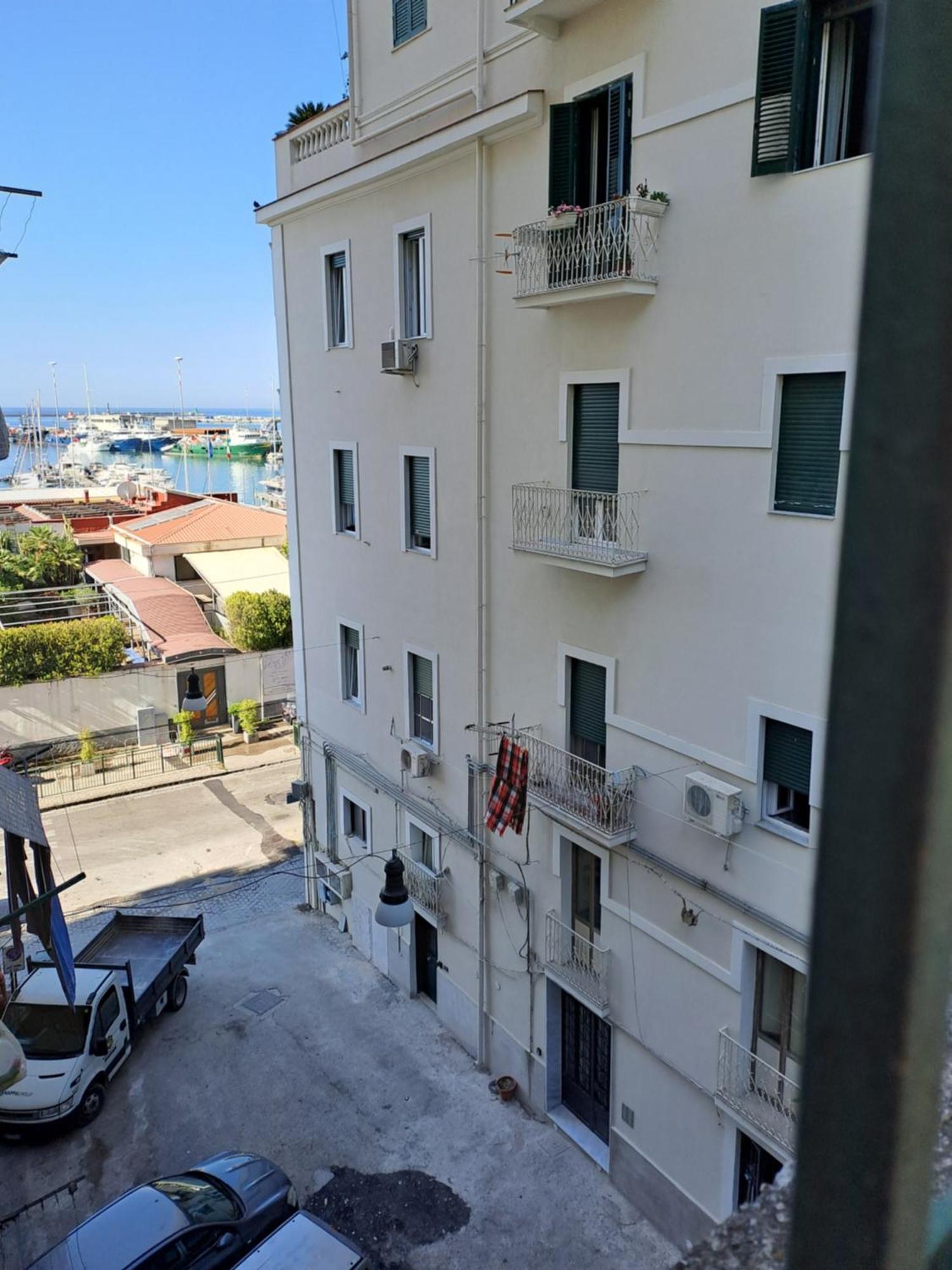 살레르노 Ti Porto Al Centro Unforgettable Moments 아파트 외부 사진